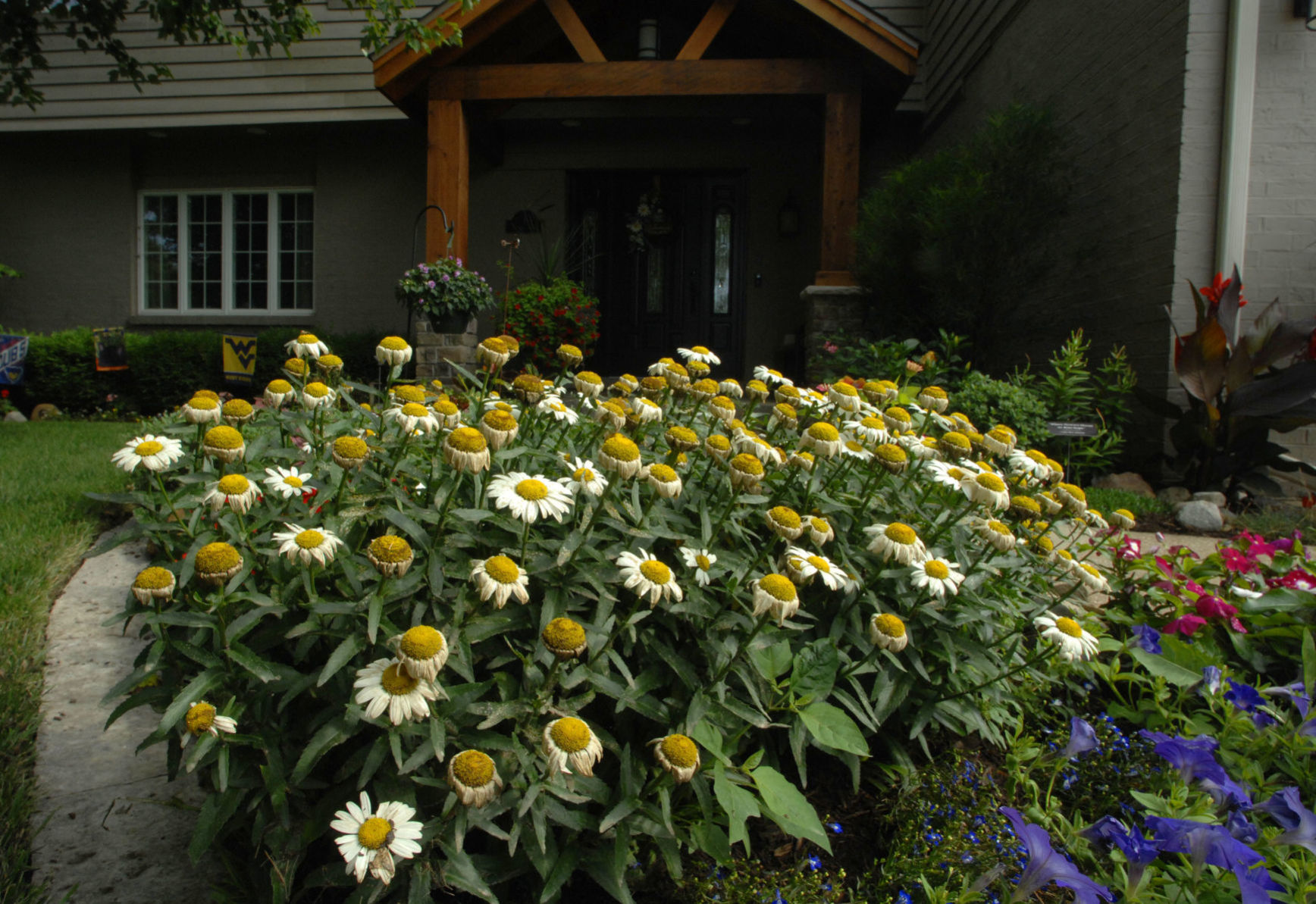 070520-blm-loc-8garden